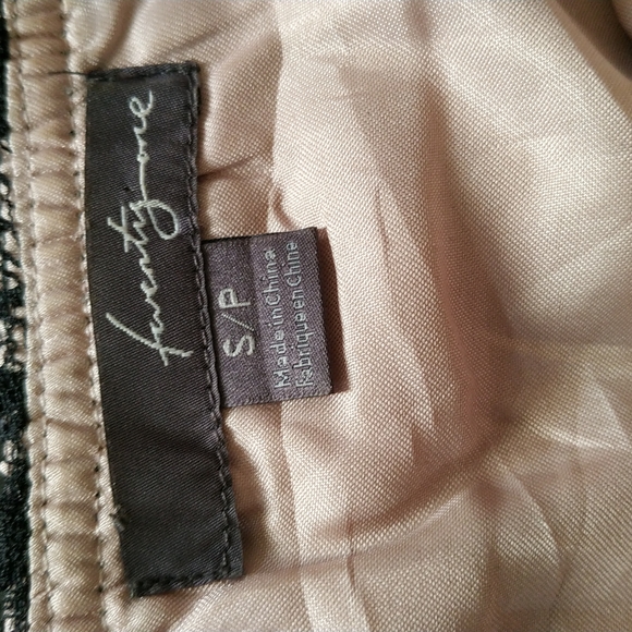 Lace tube dress - Picture 9 of 9